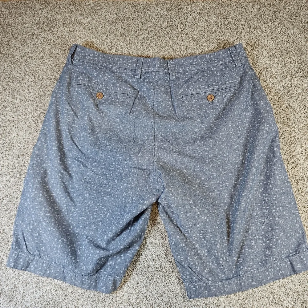 J.Crew Rivington Men's Chino Shorts Blue Floral Print 34W Cotton Flat Front